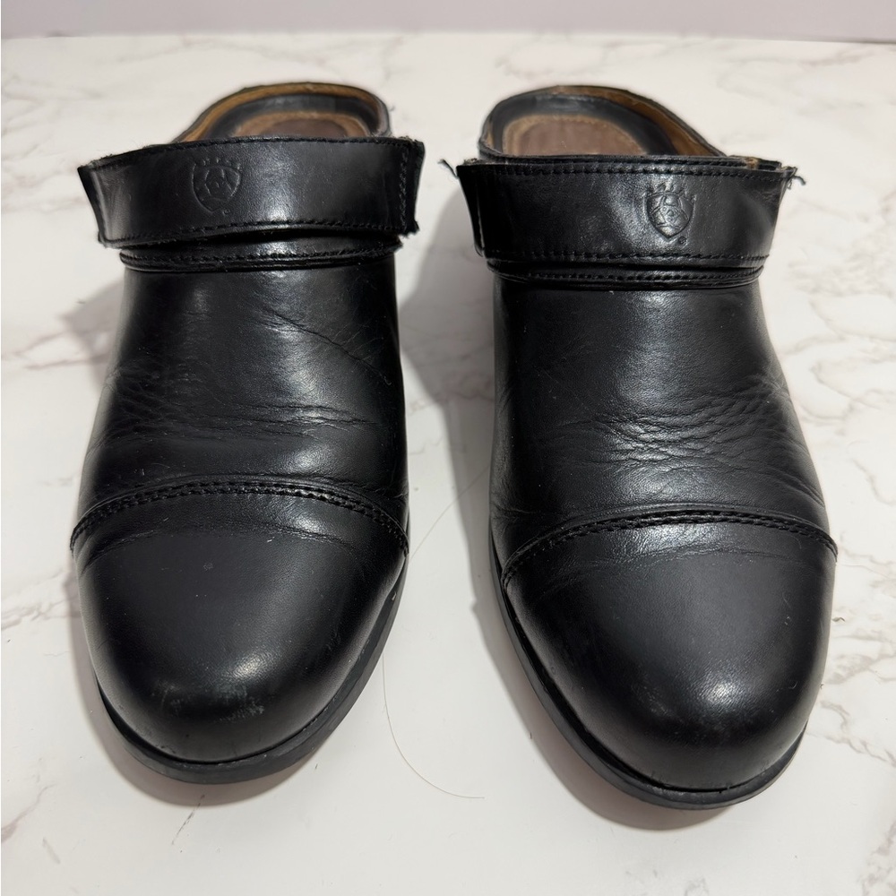Ariat Black Leather Women's Mule with Low‎ Block Heel -- 7B - Picture 3 of 9
